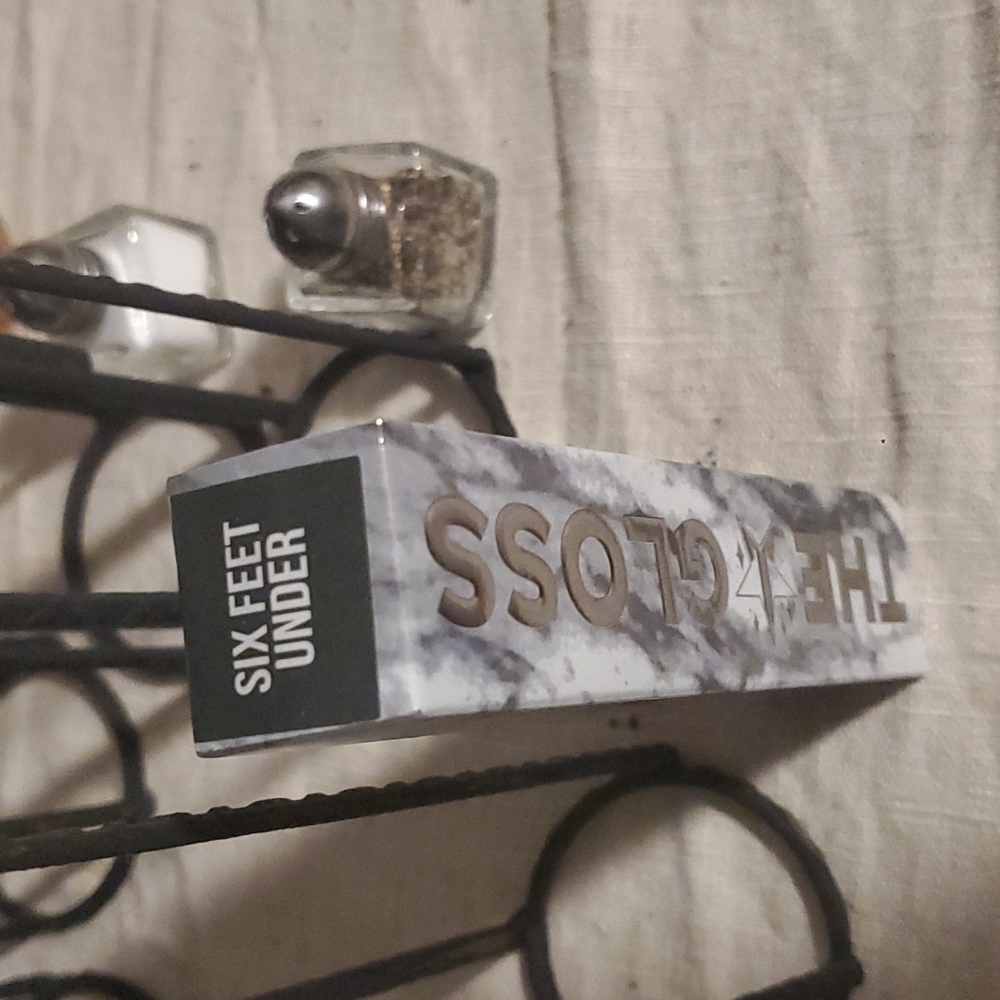 Unopened Jeffree star the gloss Six Feet Under